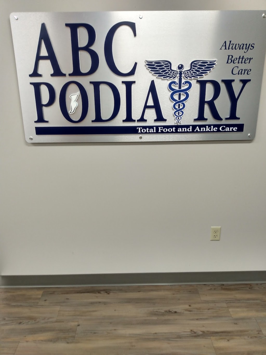 ABC Podiatry | 5969 E Broad St #407, Columbus, OH 43213, USA | Phone: (614) 755-2290