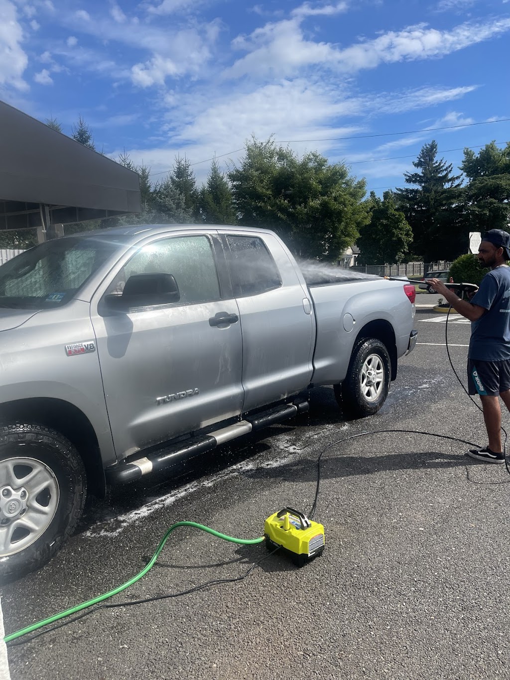 Sunshine Car Wash Detail Center | 1717 US-130, Burlington Township, NJ 08016, USA | Phone: (609) 531-6461