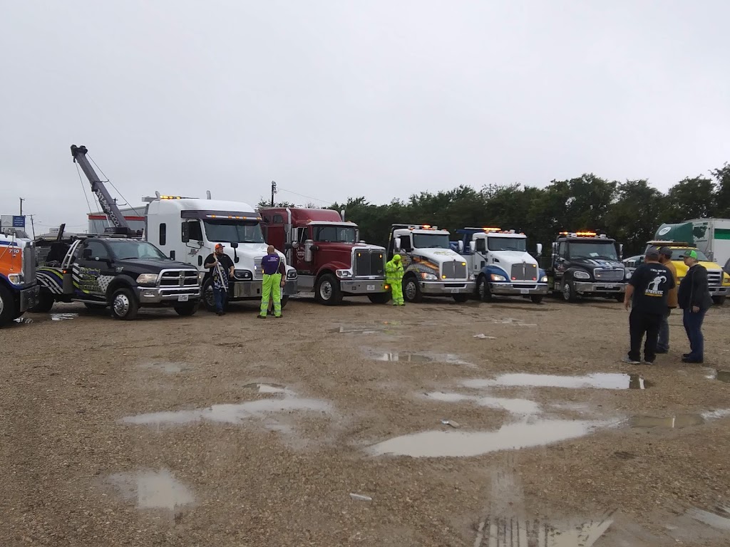 J&S Towing & Recovery | 1315 N Main St, Duncanville, TX 75116, USA | Phone: (972) 298-9932