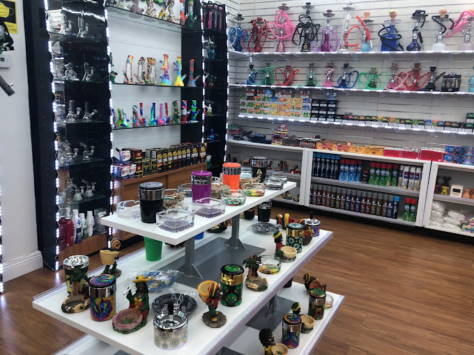 Puff n Pass Smoke & Vape Shop | 101 W Sunrise Blvd, Fort Lauderdale, FL 33311, United States | Phone: (954) 990-7331