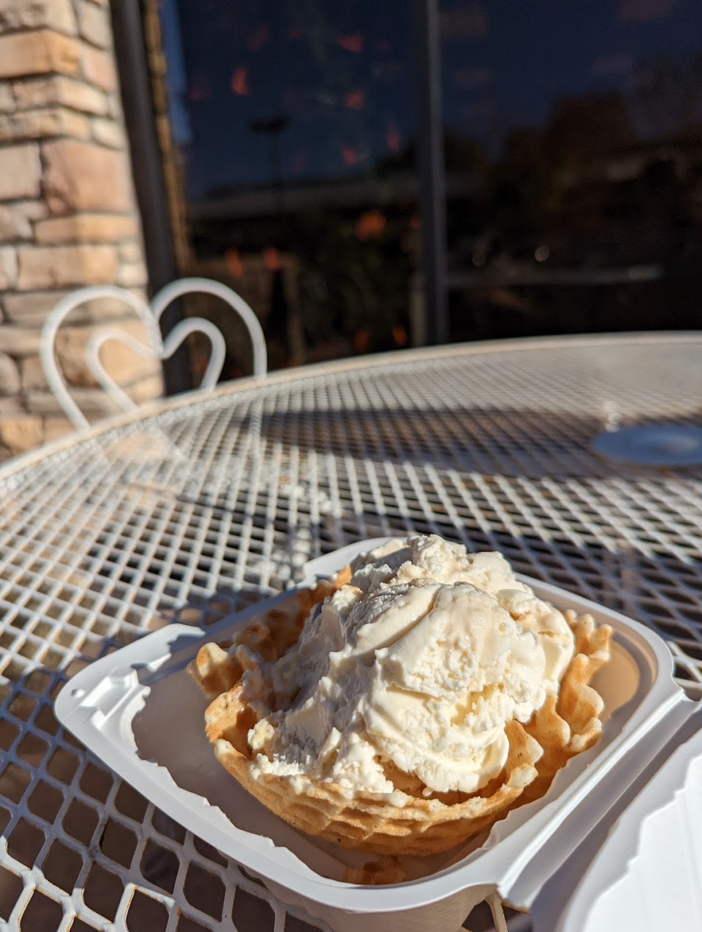 Chaparral Homemade Ice Cream & Cafe | 472 E Wickenburg Way # 201, Wickenburg, AZ 85390, USA | Phone: (928) 684-3252