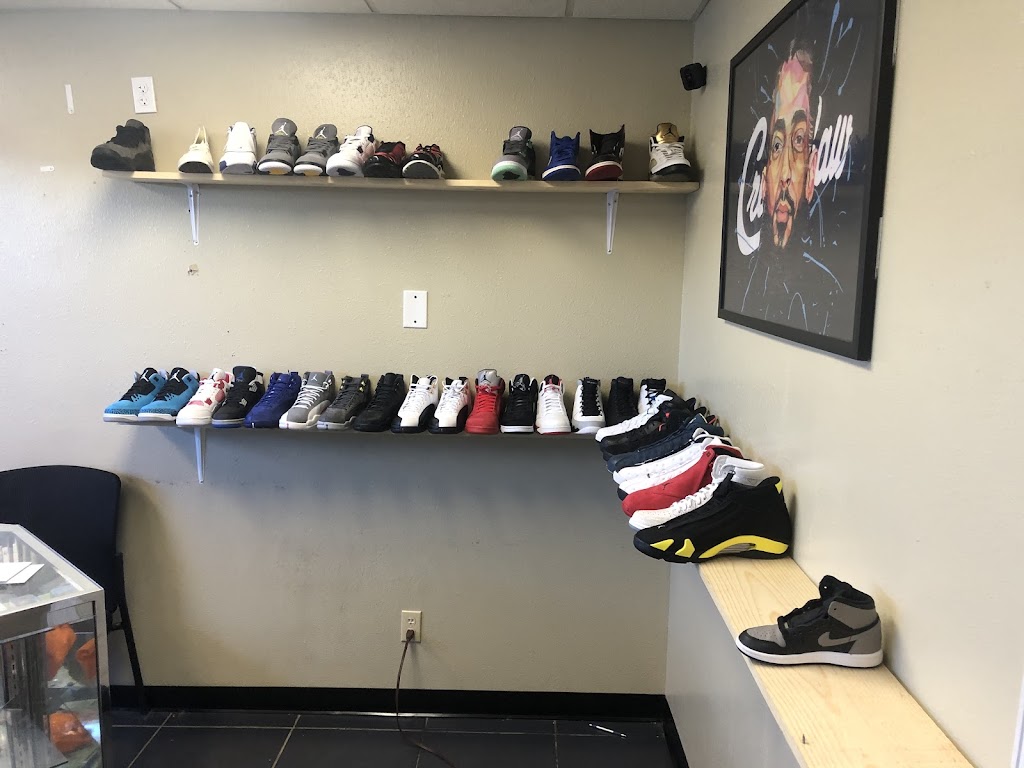 Heatonfeetfootwear | 112 N Riverside Dr, Fort Worth, TX 76111 | Phone: (844) 603-0128