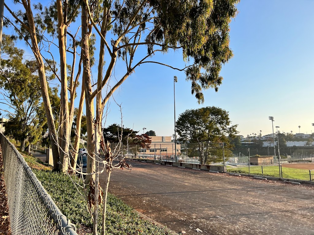 Redondo Union High School El Redondo Parking Lot | Redondo Beach, CA 90277 | Phone: (310) 798-8665