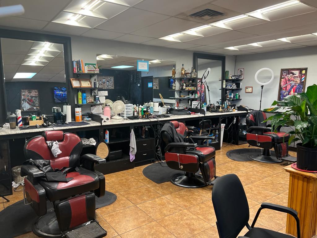 One Stop Barber Shop | 5618 E Skyline Dr, San Tan Valley, AZ 85140, USA | Phone: (480) 987-1337