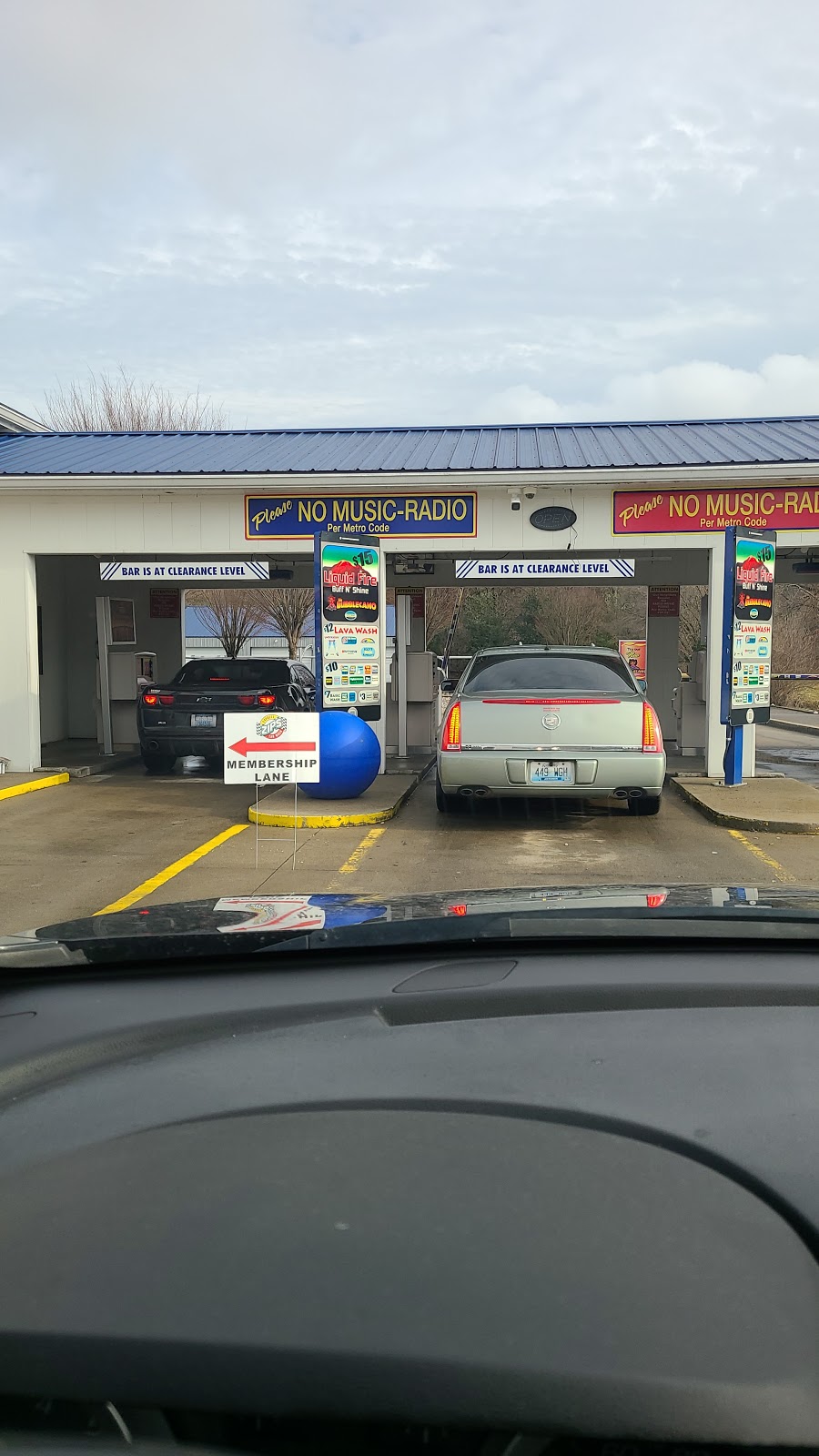 Zips Car Wash | 4711 Dixie Hwy, Shively, KY 40216, USA | Phone: (870) 336-5681