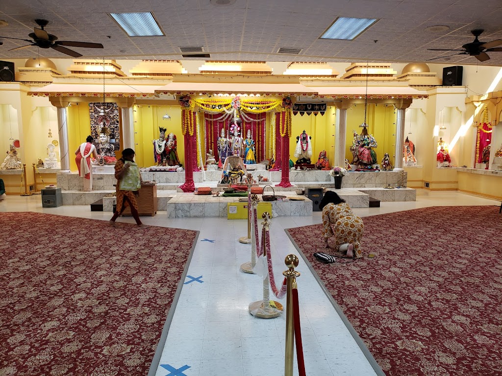 Hindu Temple & Cultural Center of Kansas City | 6330 Lackman Rd, Shawnee, KS 66217, USA | Phone: (913) 631-7519