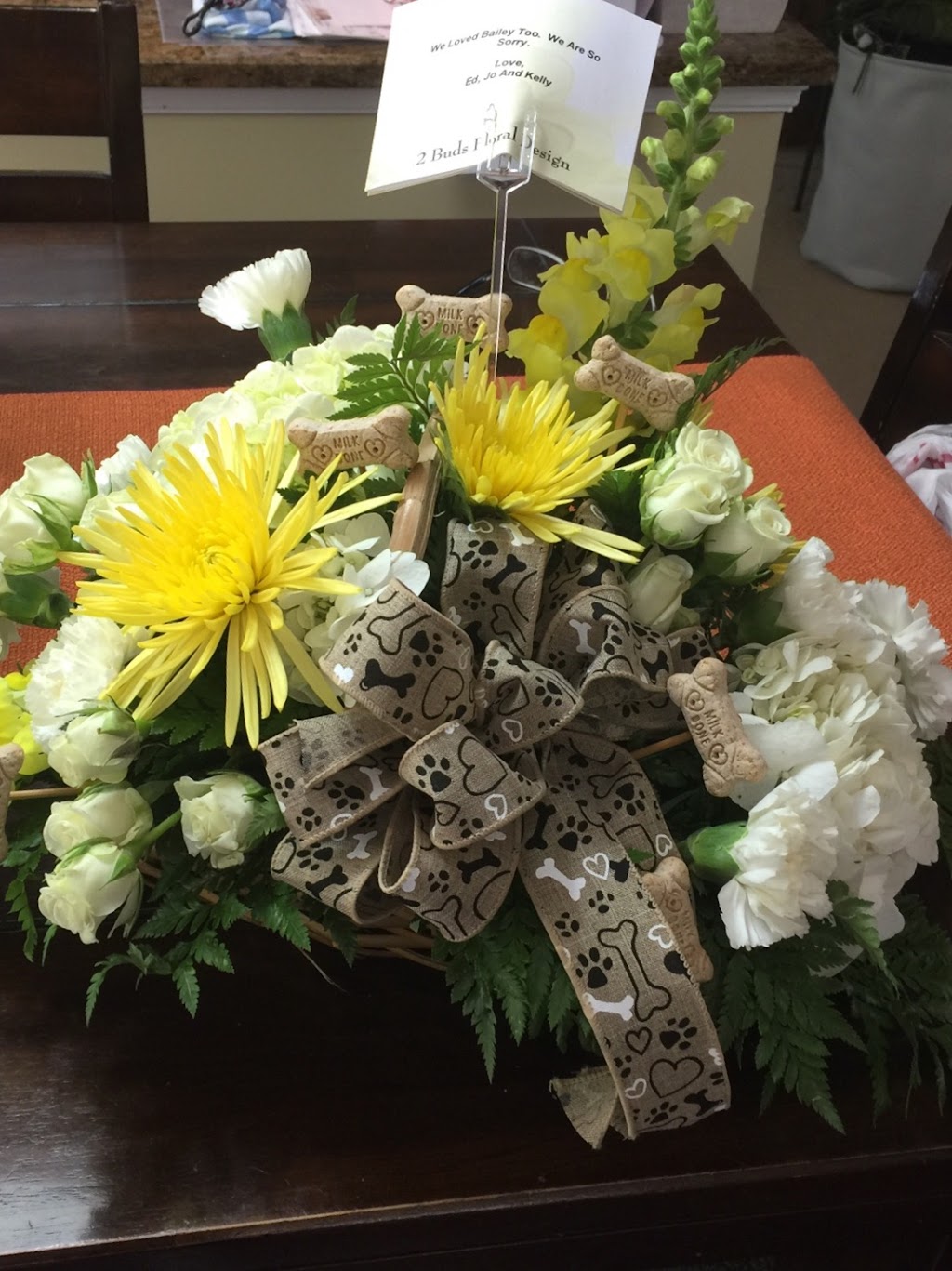 2 Buds Floral Design | 7227 Steubenville Pike, Oakdale, PA 15071, USA | Phone: (412) 787-0380