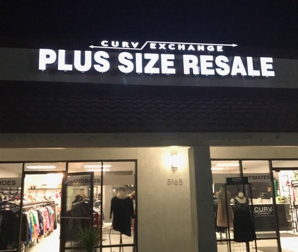 Curv Exchange BRADENTON Plus-Size Resale Boutique | 5165 14th St W, Bradenton, FL 34207, USA | Phone: (941) 251-4442