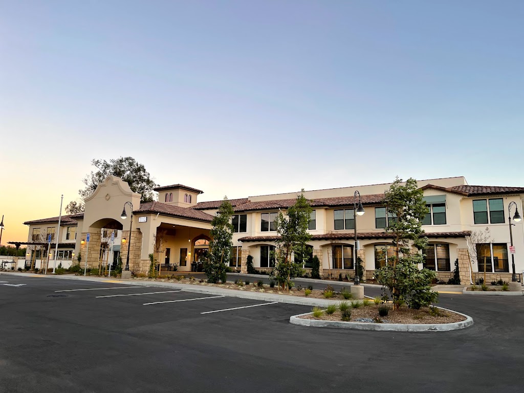 Oakmont of Simi Valley | 3110 Royal Ave, Simi Valley, CA 93063, USA | Phone: (805) 590-2442