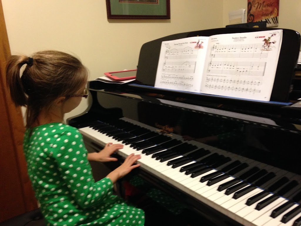 Gift of Piano Studio - Piano Lessons by Teacher Samantha Quant | 1863 164th Ln NE, Ham Lake, MN 55304, USA | Phone: (612) 386-3039