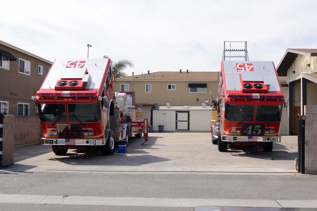 Los Angeles County Fire Dept. Station 45 | 4020 Candlewood St, Lakewood, CA 90712, USA | Phone: (562) 634-1235