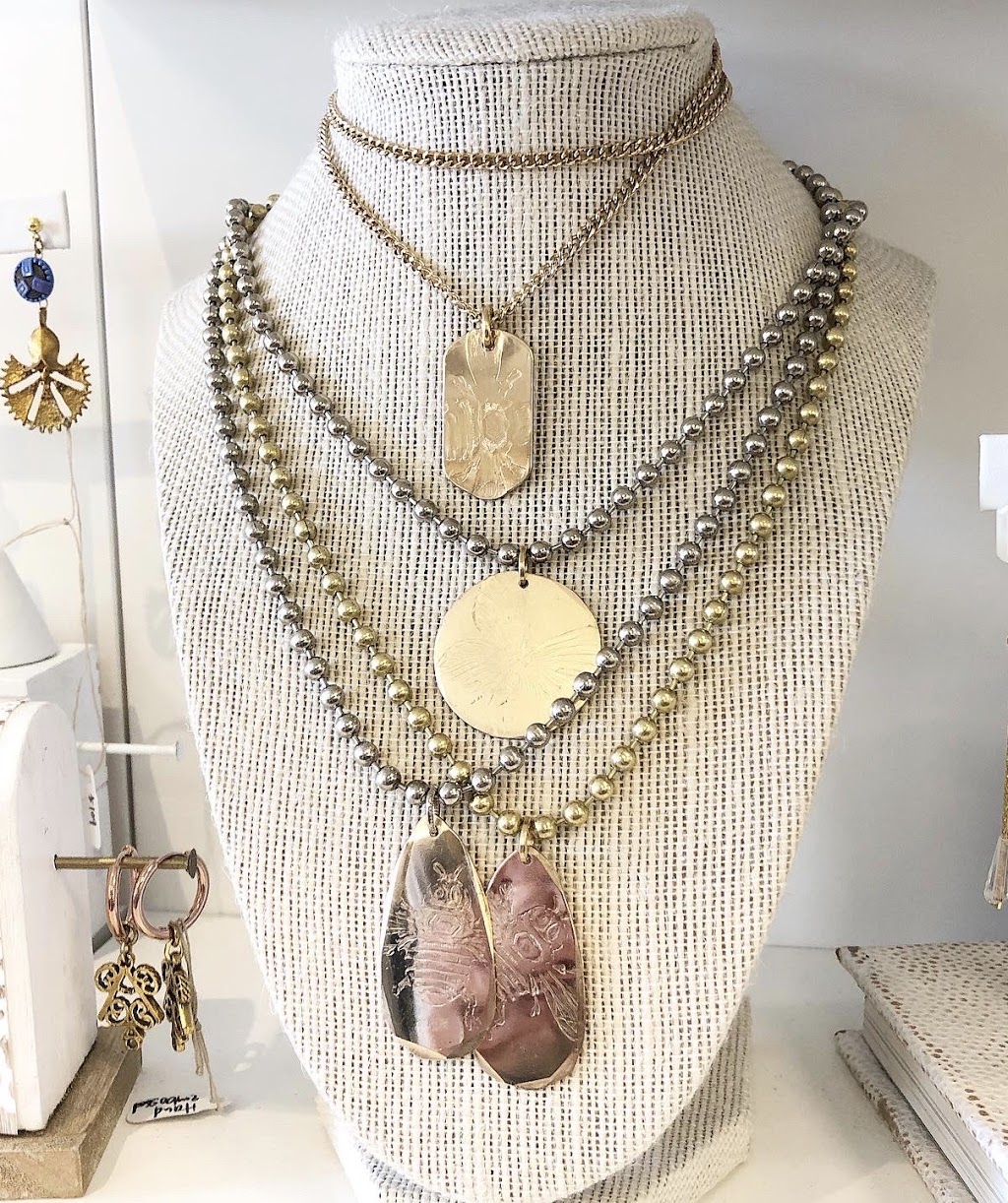 Laura James Jewelry | 200 N Sharon Amity Rd, Charlotte, NC 28211, USA | Phone: (704) 365-3331