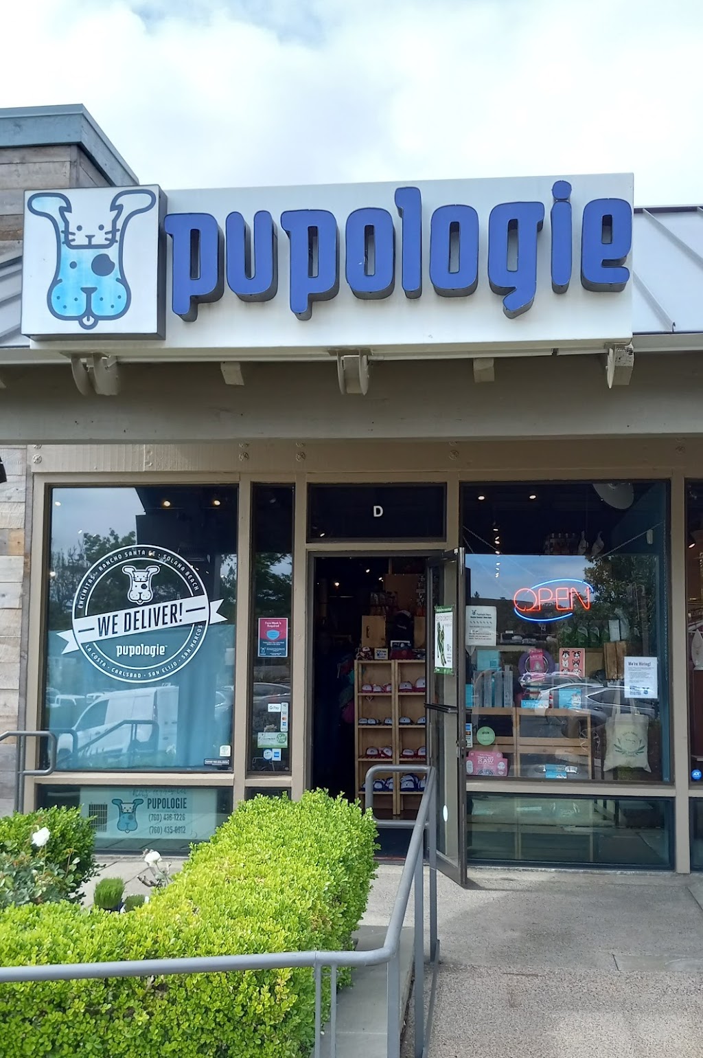 Pupologie | 123 N El Camino Real, Encinitas, CA 92024, USA | Phone: (760) 436-1226