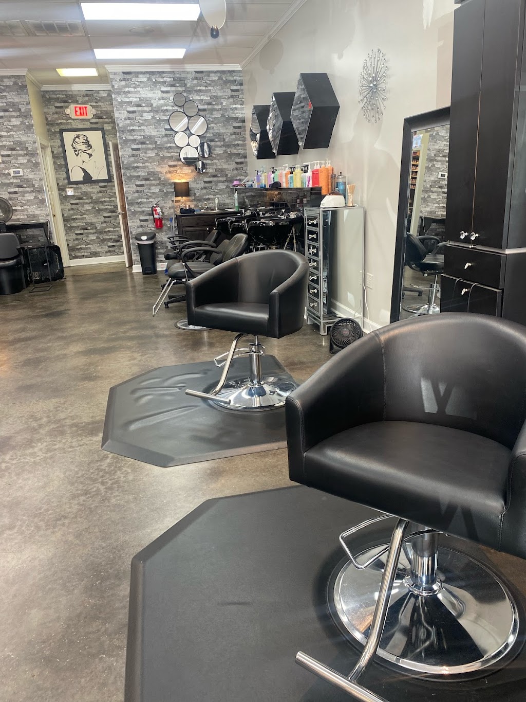 Lather Hair Salon | 8521 Cantilever Way #109, Raleigh, NC 27613, USA | Phone: (919) 792-0715