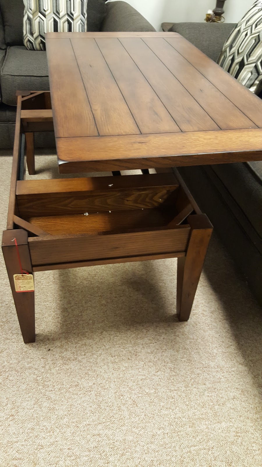 Cheslers Furniture | 601 Pittsburgh St, Uniontown, PA 15401, USA | Phone: (724) 438-0661