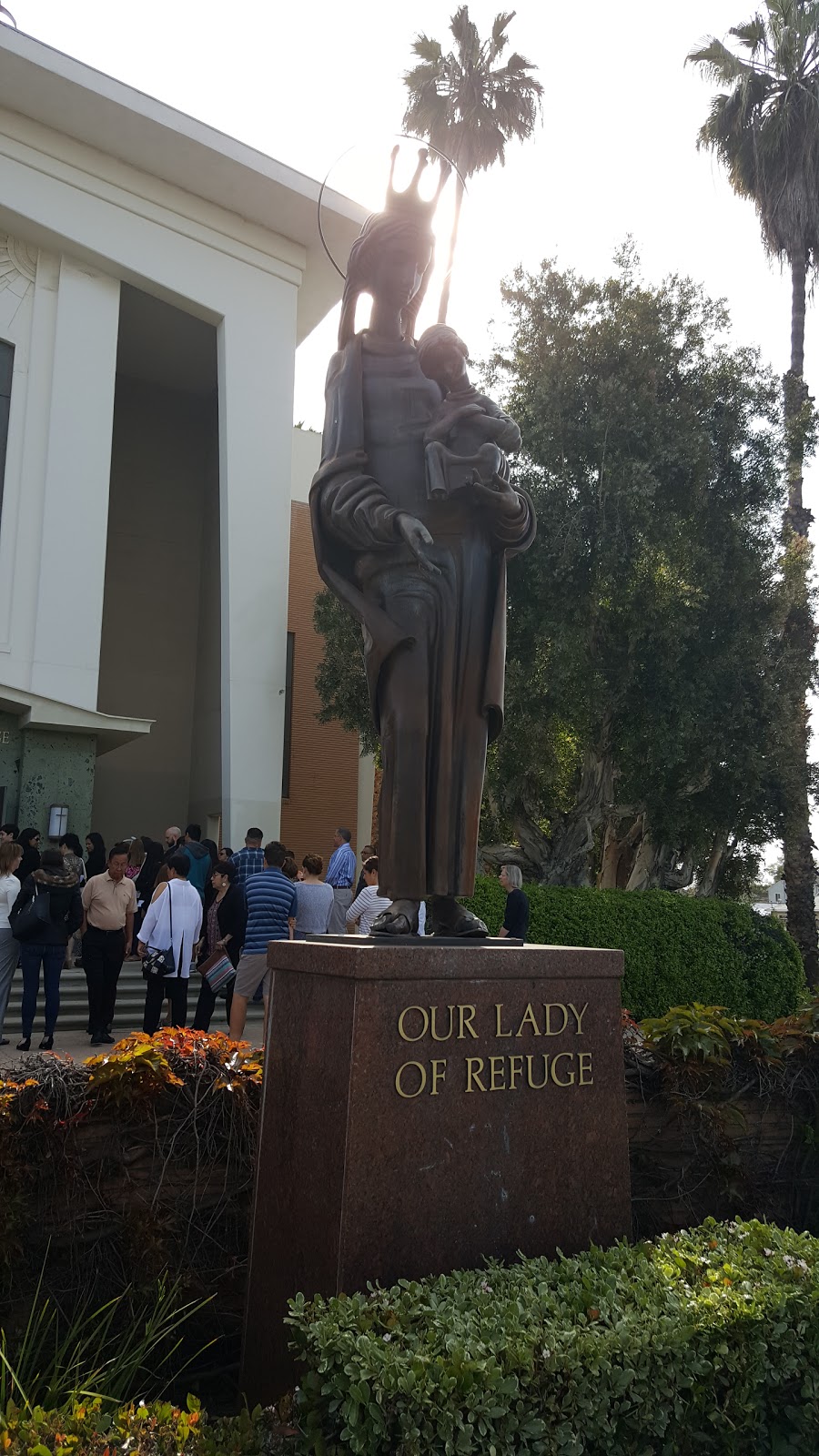 Our Lady of Refuge | 5195 Stearns St, Long Beach, CA 90815, USA | Phone: (562) 498-6641