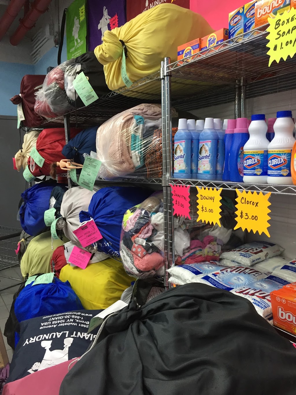 Giant Laundry Bronx | 2861 Webster Ave, Bronx, NY 10458, USA | Phone: (718) 450-3848