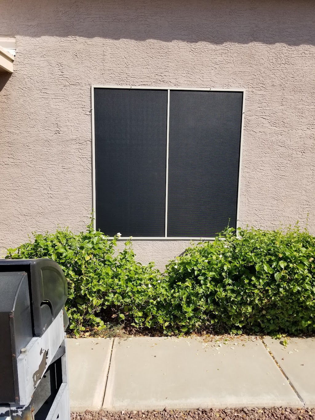 Accent Screens, LLC | Window Sunscreen Installers | 3718 E Isabella Ave, Mesa, AZ 85206, USA | Phone: (480) 720-4053