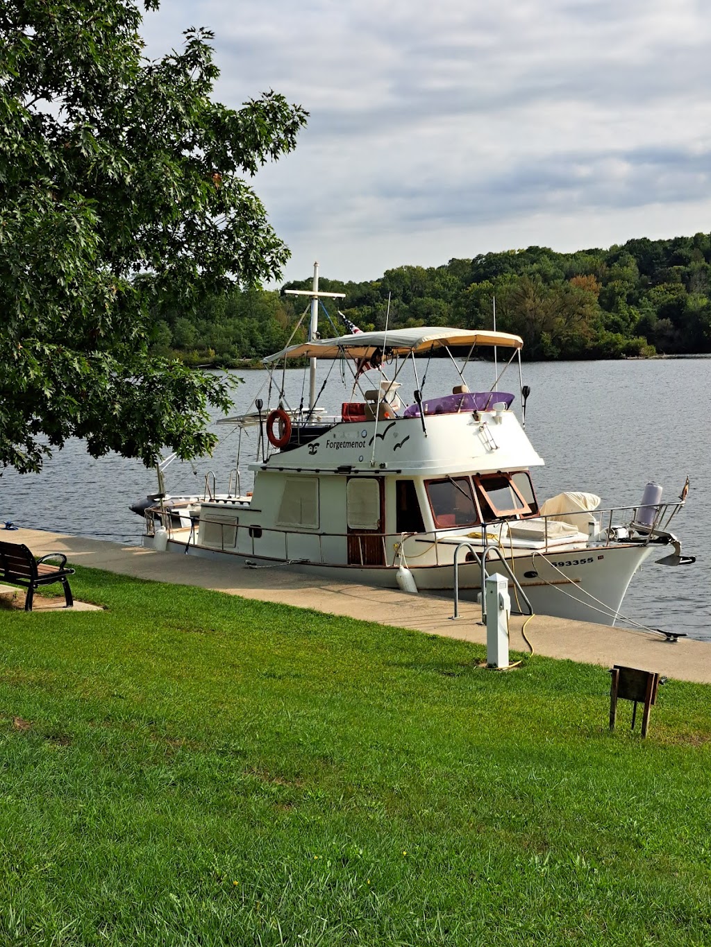 Astoria landing | 2 Front St, Amsterdam, NY 12010, USA | Phone: (518) 684-6472