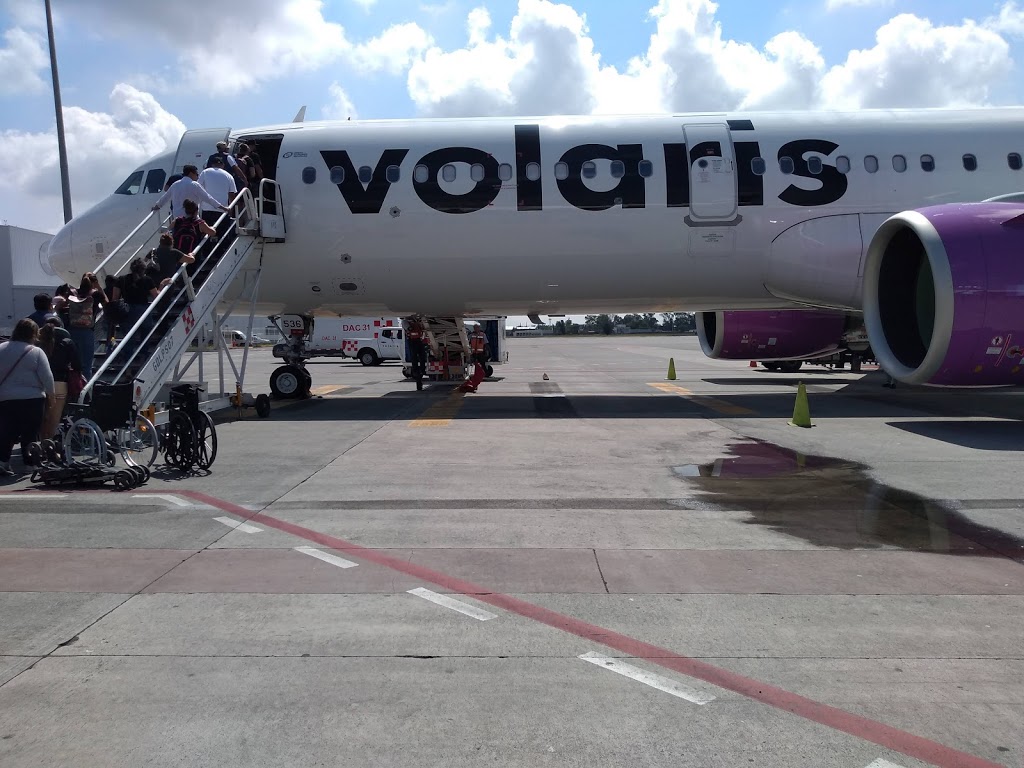 Volaris | Aeropuerto, Aeropuerto Abelardo L. Rodriguez, 22435 Tijuana, B.C., Mexico | Phone: 55 1102 8000