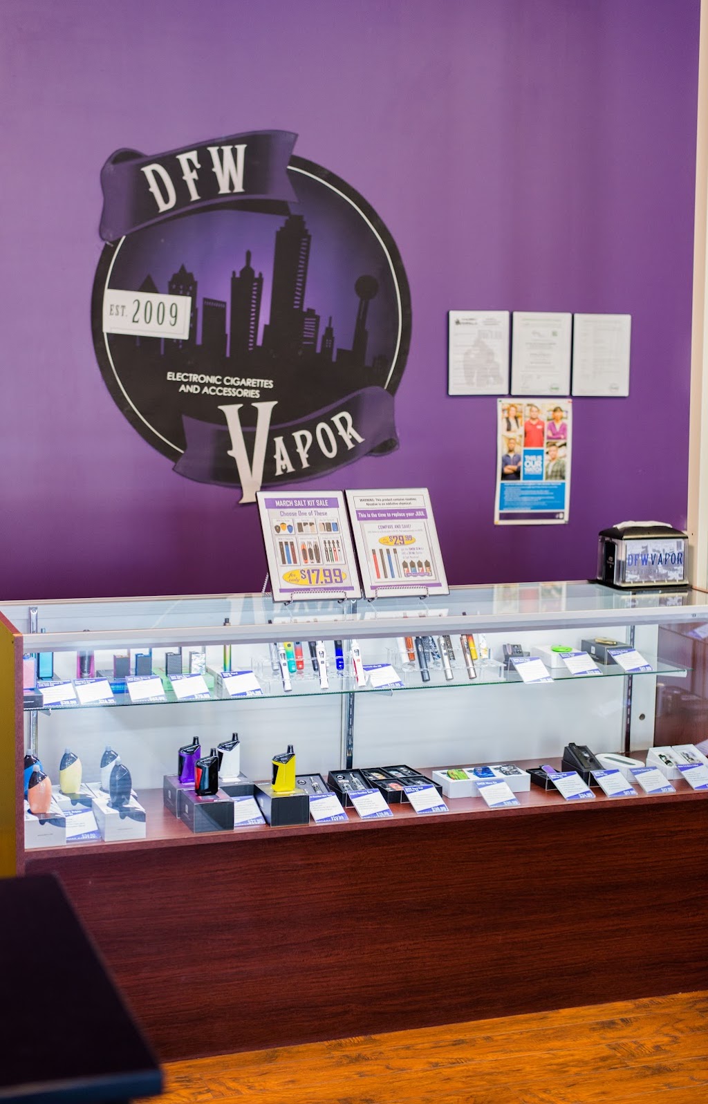 DFW Vapor Rowlett | 6702 Dalrock Rd, Rowlett, TX 75088, USA | Phone: (214) 437-3056