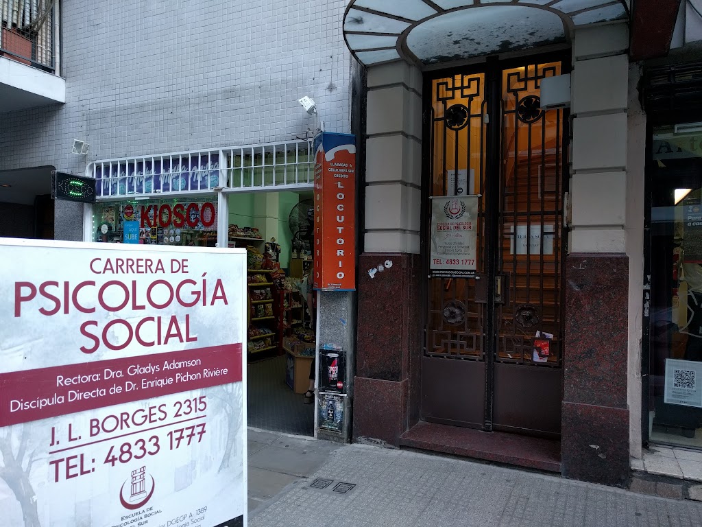 Escuela de Psicología Social del Sur | 2315 Borges Ct, Gilroy, CA 95020, USA | Phone: 011 4833-1777