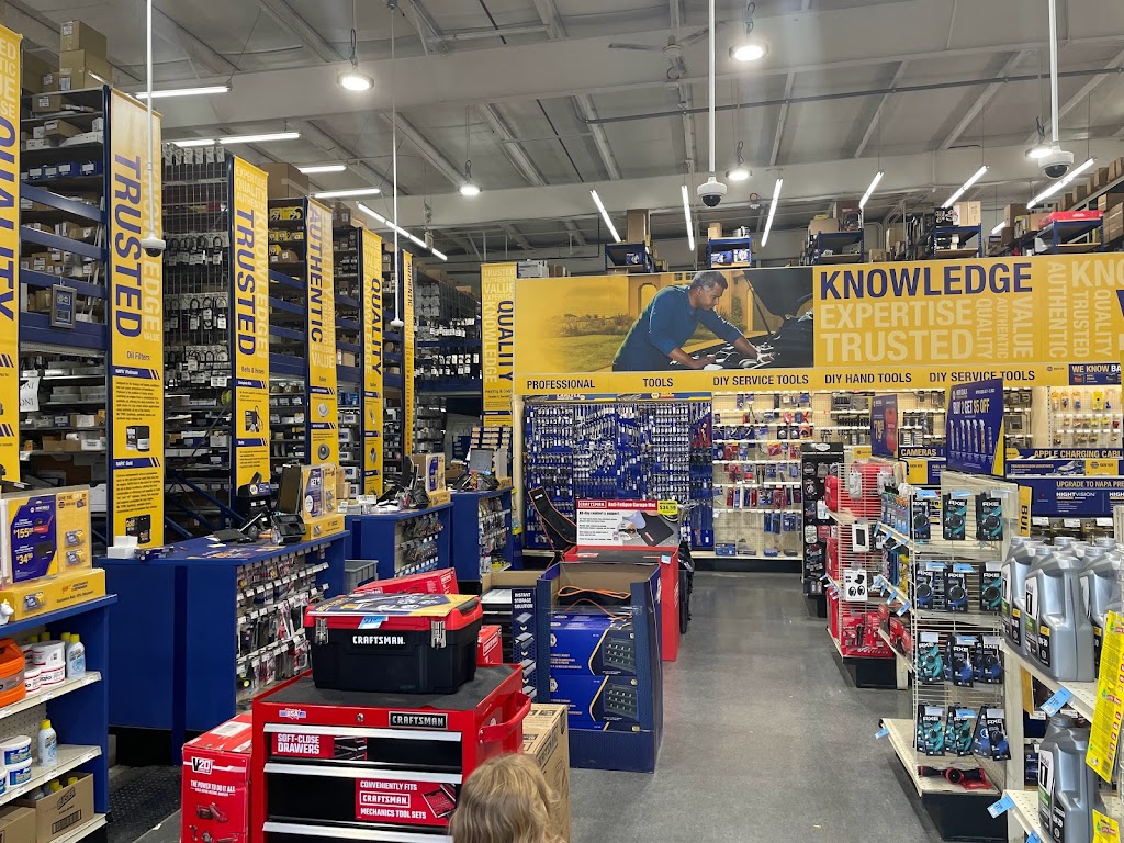 NAPA Auto Parts - Genuine Parts Company | 4904 W 106th St, Zionsville, IN 46077, USA | Phone: (317) 733-2180