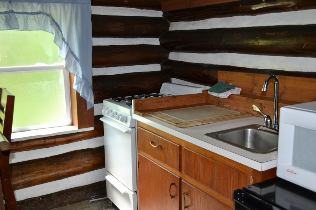 Lebers Log Cabins & Gift Shop | 4985 National Pike, Markleysburg, PA 15459, USA | Phone: (724) 329-5206