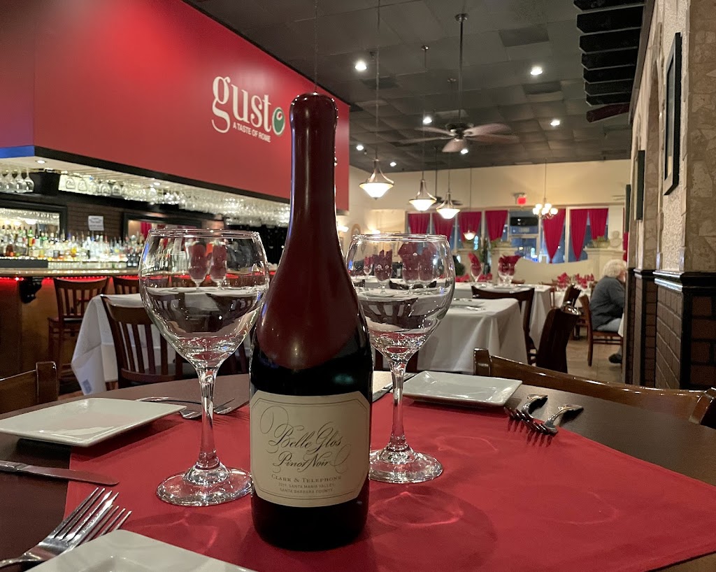 Gusto Italian Restaurant | 1266 Beach Blvd, Jacksonville Beach, FL 32250, USA | Phone: (904) 372-9925