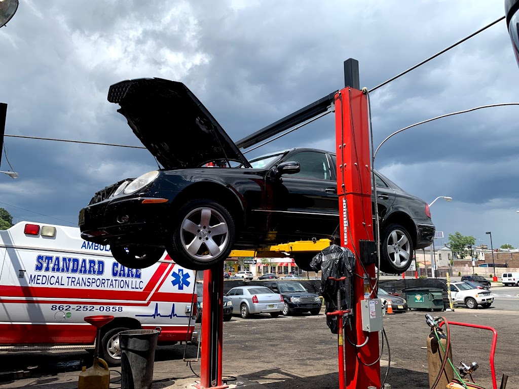 Felito & Brothers Auto Repair | 242 Park Ave, Newark, NJ 07107, USA | Phone: (973) 497-7300