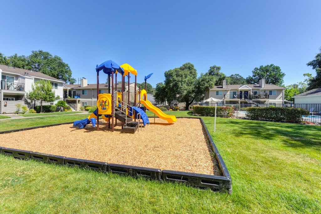 Hidden Oaks Apartments | 5979 Devecchi Ave, Citrus Heights, CA 95621, USA | Phone: (833) 204-7079