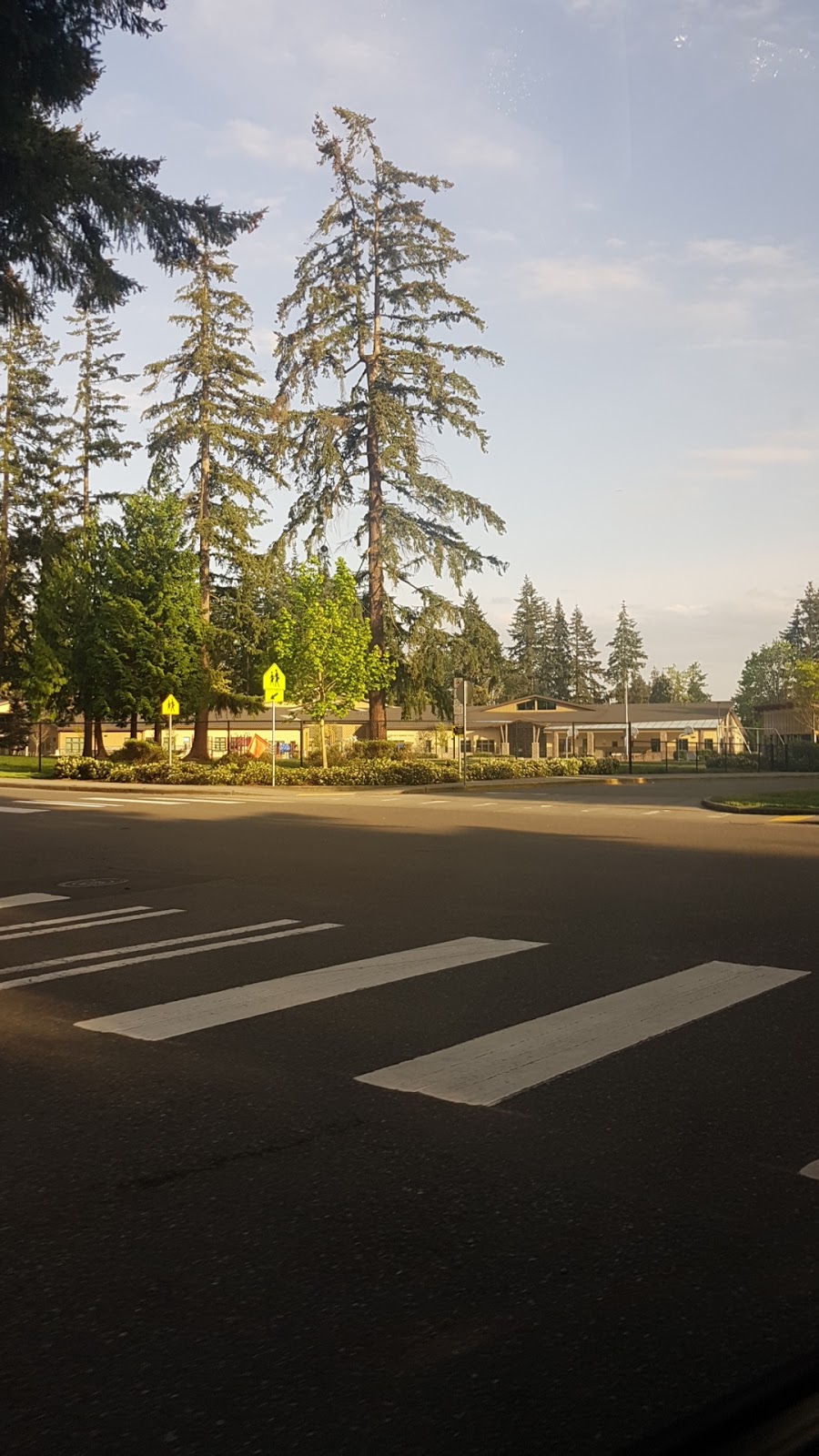 Robert Frost Elementary School | 11801 NE 140th St, Kirkland, WA 98034, USA | Phone: (425) 936-2560 Robert Frost Elementary School | 11801 NE 140th St, Kirkland, WA 98034, USA | Phone: (425) 936-2560