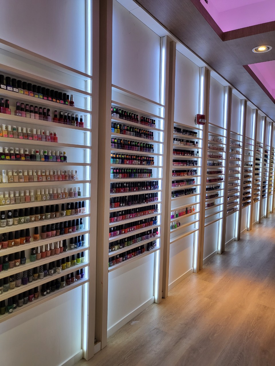 V Spas Nail | 970 Franklin Ave, Garden City, NY 11530, USA | Phone: (516) 747-8727