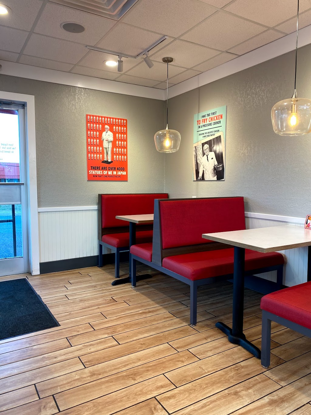 KFC | 1653 Center Point Pkwy, Birmingham, AL 35215, USA | Phone: (205) 854-2920