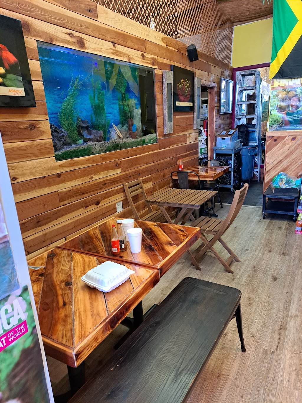 Sattdown Jamaican Grill | 11320 Ventura Blvd, Studio City, CA 91604, USA | Phone: (818) 766-3696