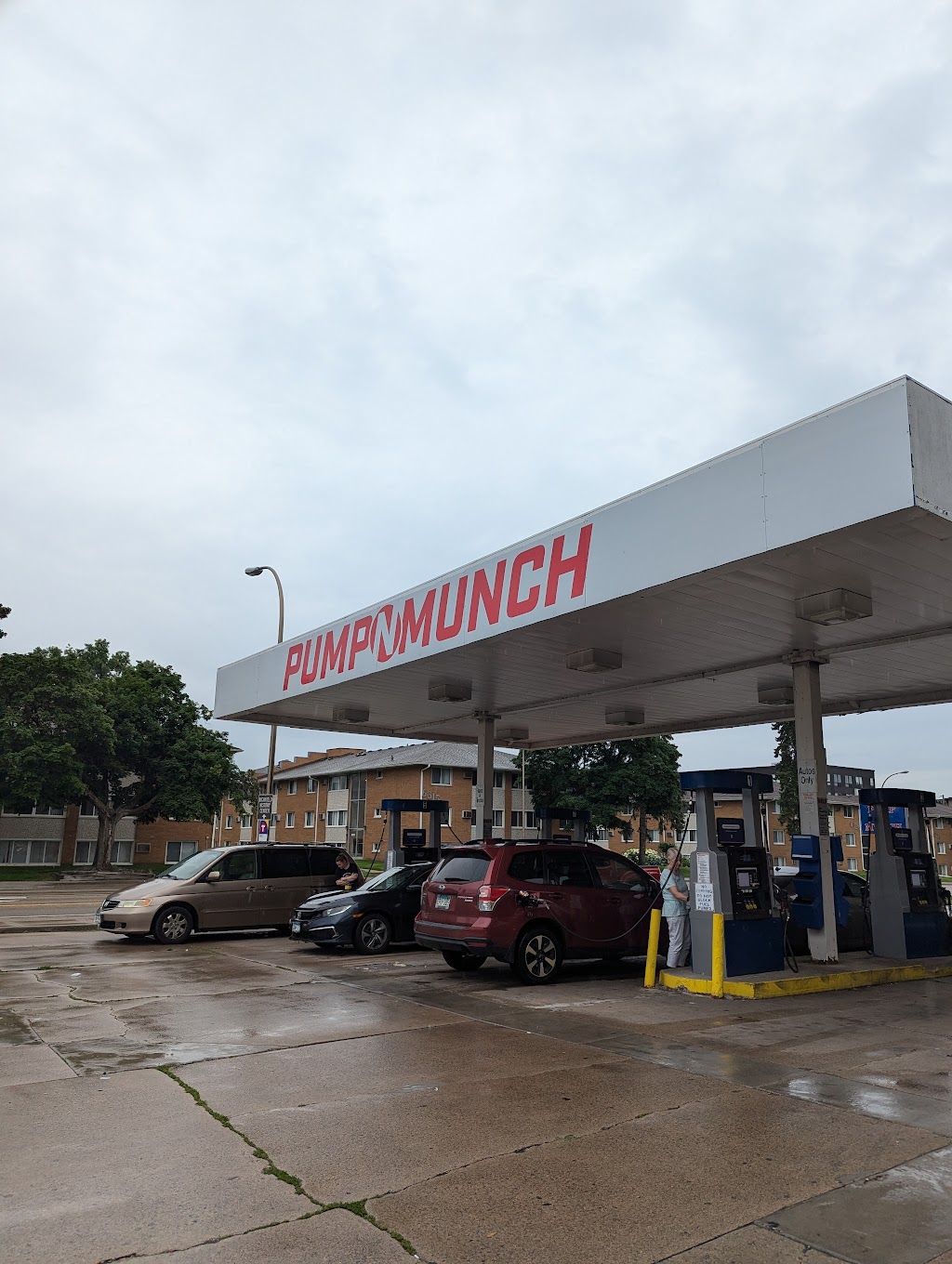 Pump N Munch | 6300 Lyndale Ave S, Minneapolis, MN 55423, USA | Phone: (612) 367-4784