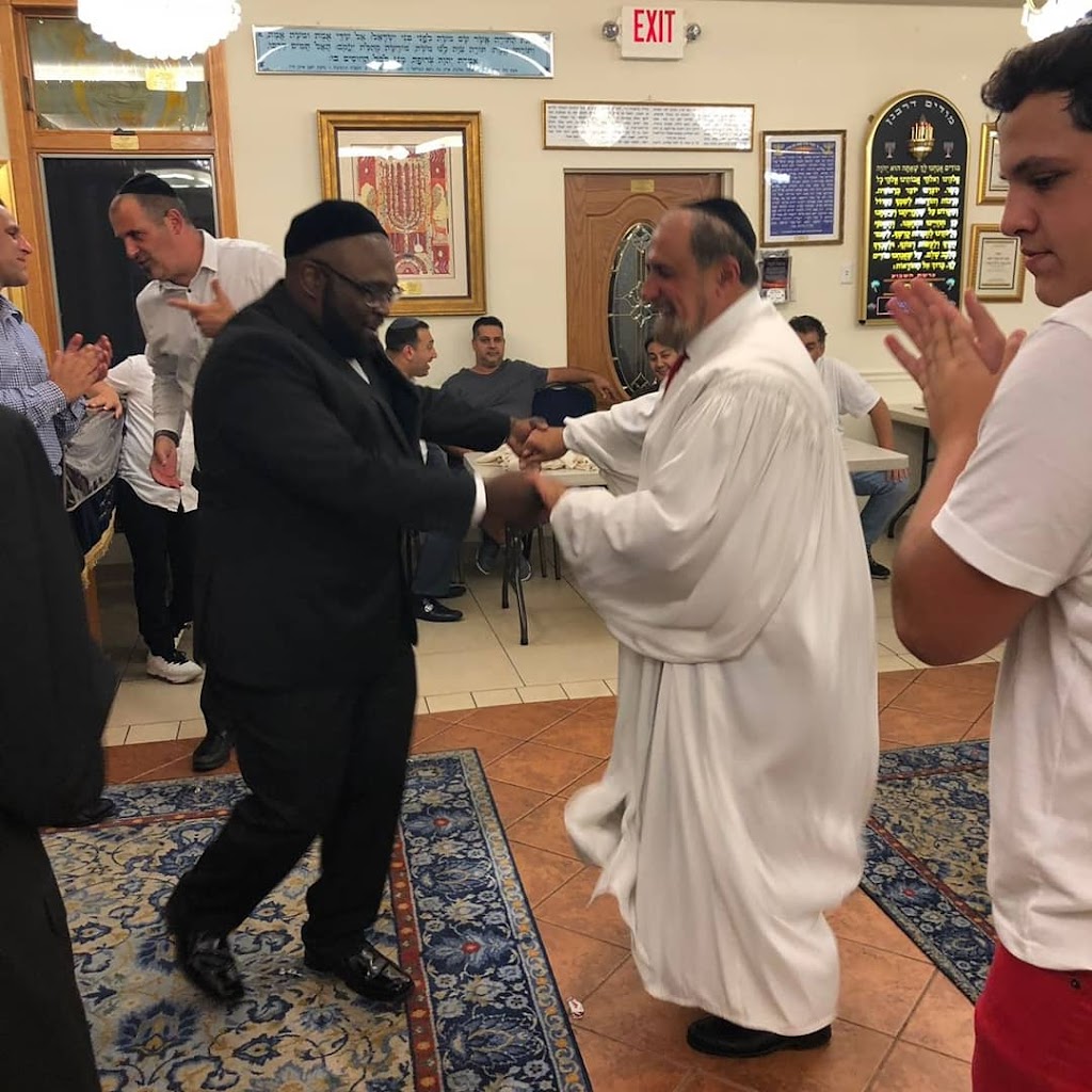 Aur Torah Sephardic Minyan | 1180 Rockland Ave, Staten Island, NY 10314, USA | Phone: (718) 494-8935 Aur Torah Sephardic Minyan | 1180 Rockland Ave, Staten Island, NY 10314, USA | Phone: (718) 494-8935