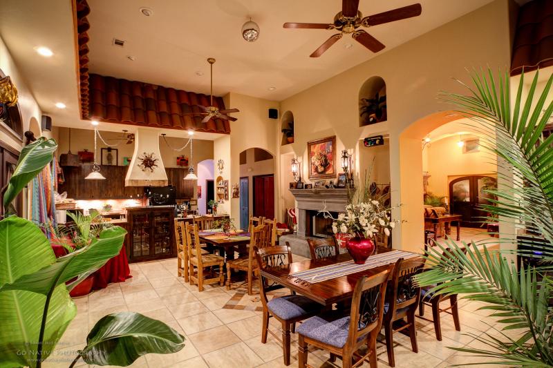 La Hacienda Bed & Breakfast | 5541 Cochran Mill Rd, Palmetto, GA 30268, USA | Phone: (770) 851-4422