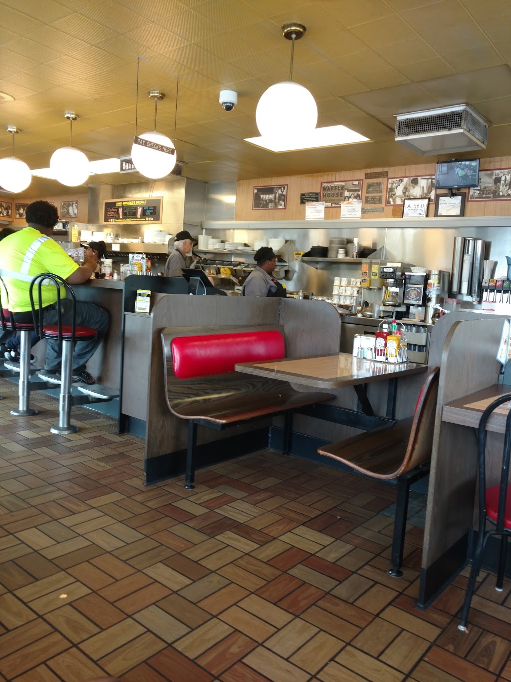 Waffle House | 10137 N Main St, Archdale, NC 27263, USA | Phone: (336) 431-4341