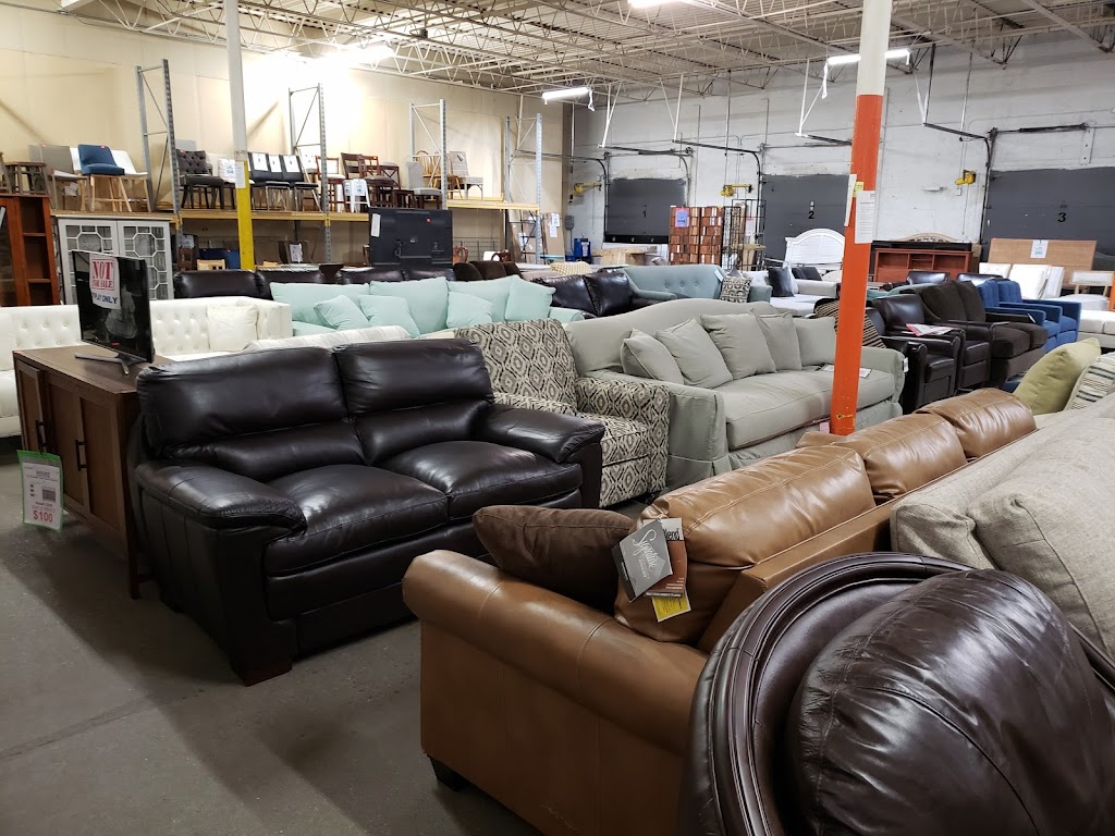 Dock 1 Bargains | 8090 Excelsior Blvd, Hopkins, MN 55343, USA | Phone: (952) 607-4606