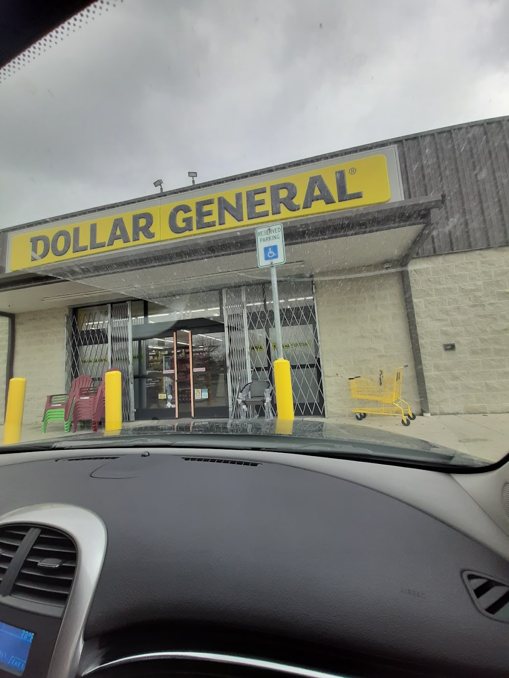 Dollar General | 119 Castroville Rd, San Antonio, TX 78207, USA | Phone: (210) 729-2075