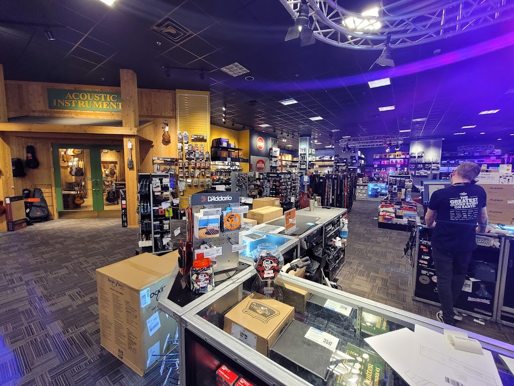 Guitar Center | 11977 St Charles Rock Rd Suite 100 Bldg. H, Bridgeton, MO 63044, USA | Phone: (314) 738-0500