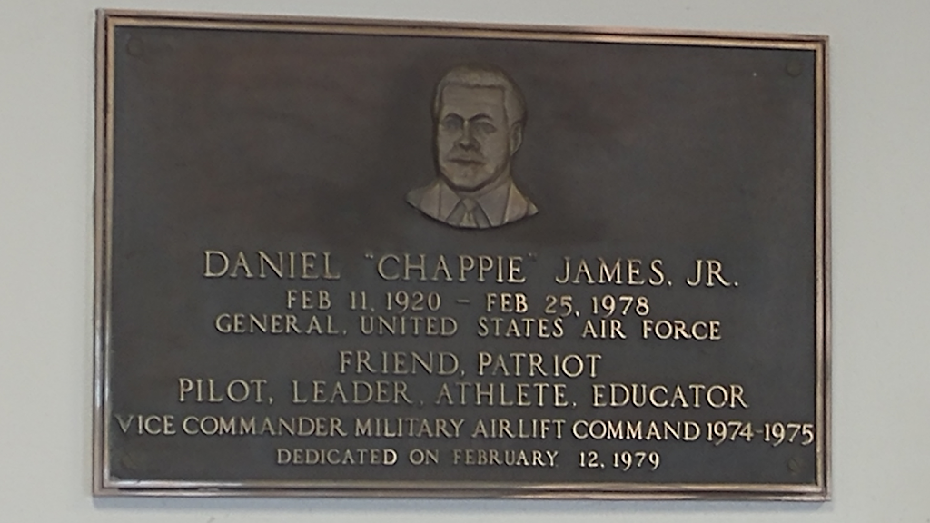 James Sports Center | 301 W Winters St, Scott AFB, IL 62225, USA | Phone: (618) 256-4524