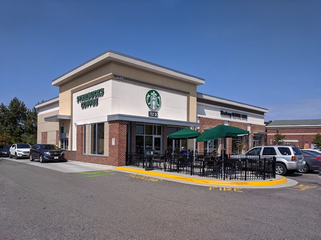 Starbucks | 249 Hanbury Rd E #100, Chesapeake, VA 23322, USA | Phone: (757) 482-1436