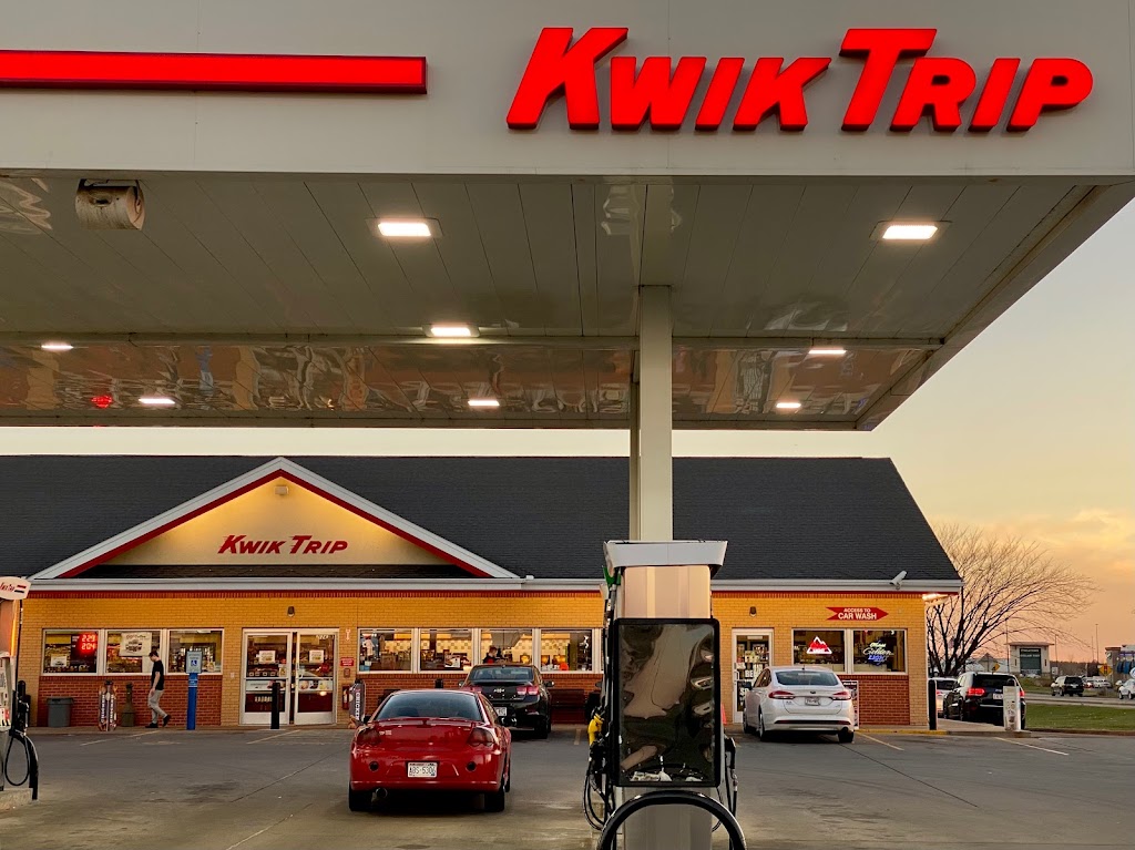 KWIK TRIP #337 | 124 Paperjack Dr, New Richmond, WI 54017, USA | Phone: (715) 246-9533