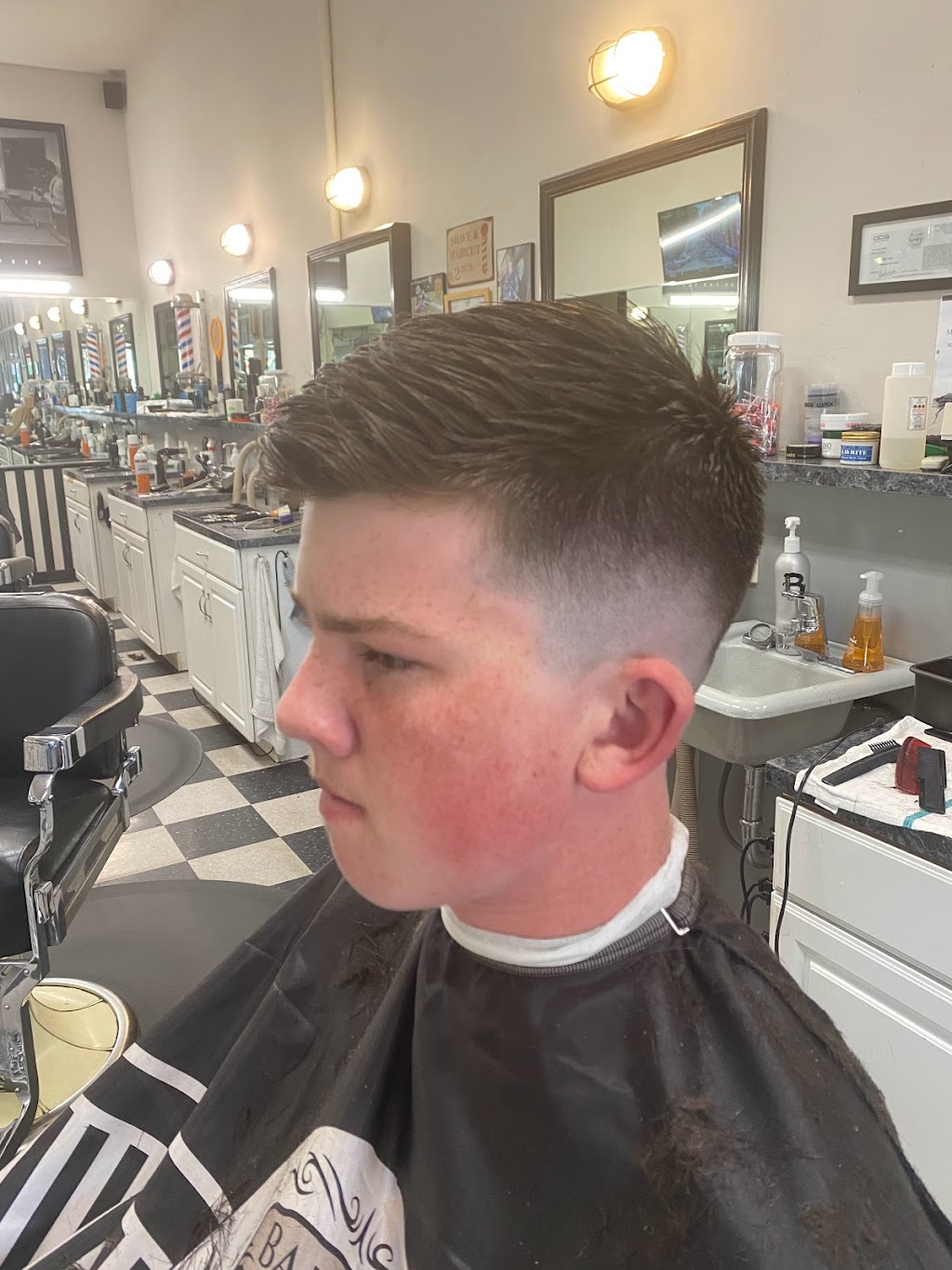 Burlingame Barber Shop | 1012 Oak Grove Ave, Burlingame, CA 94010, USA | Phone: (650) 342-1602