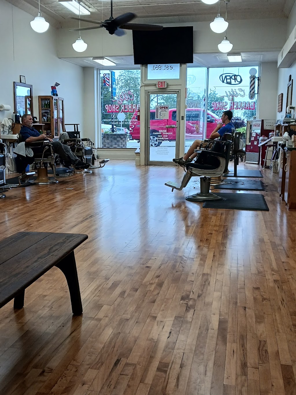 City Barber Shop | 103 McReynolds St, Carthage, NC 28327, USA | Phone: (910) 783-9700