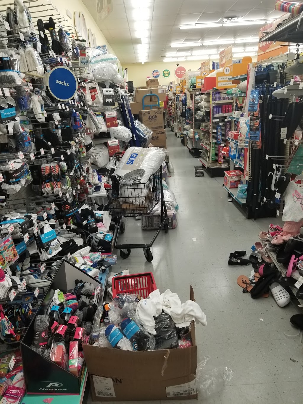 Family Dollar | 9999 Burbank Dr, Baton Rouge, LA 70810, USA | Phone: (225) 421-3551