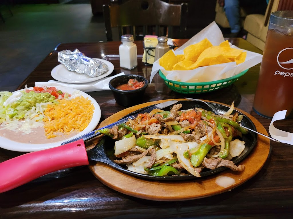 La Parrilla Fresh Mexican Bar & Grill | 2615 Elm Hill Pike, Nashville, TN 37214, USA | Phone: (615) 645-5832