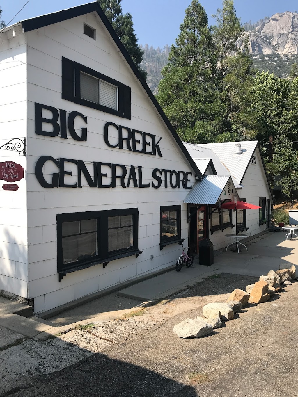 Big Creek General Store | 55083 Point Rd, Big Creek, CA 93605, USA | Phone: (559) 893-2880